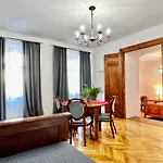 Zentrum Vintage Appartments Aparthotel 4*