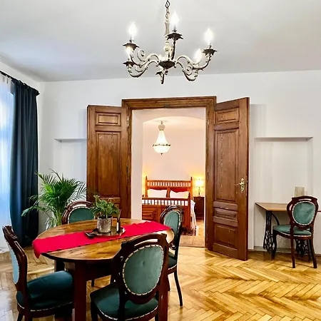 Zentrum Vintage Appartments Aparthotel 4*