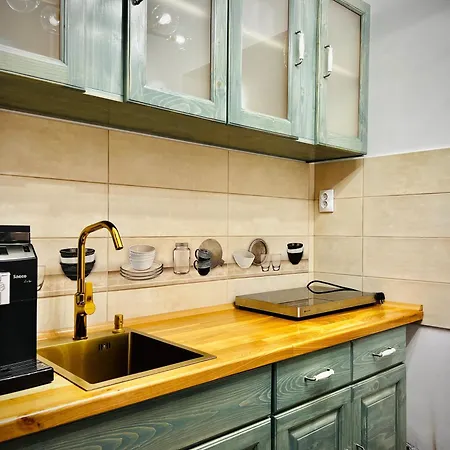 Zentrum Vintage Appartments 4*