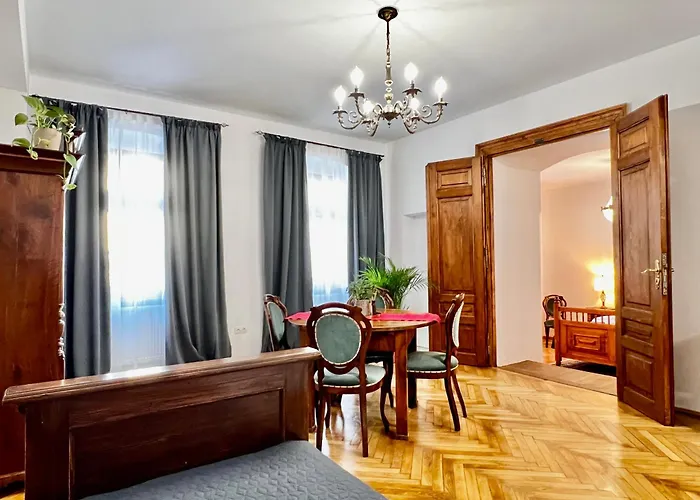 Zentrum Vintage Appartments Aparthotel 4*