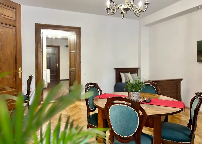 Zentrum Vintage Appartments 4* Brasov